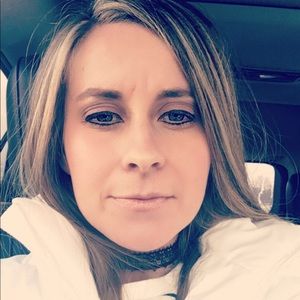 Meet your Posher, Deidre